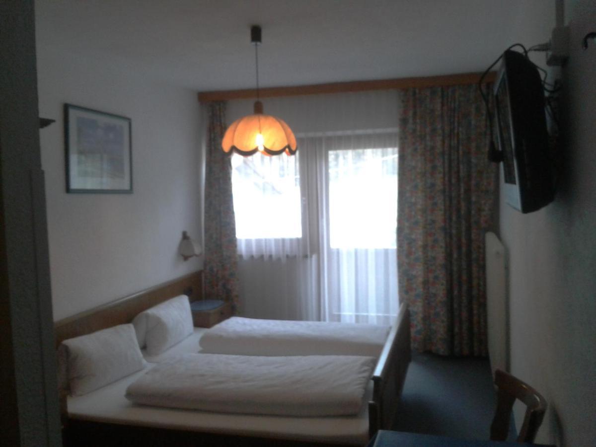 Gaestehaus Riml Langenfeld Bilik gambar